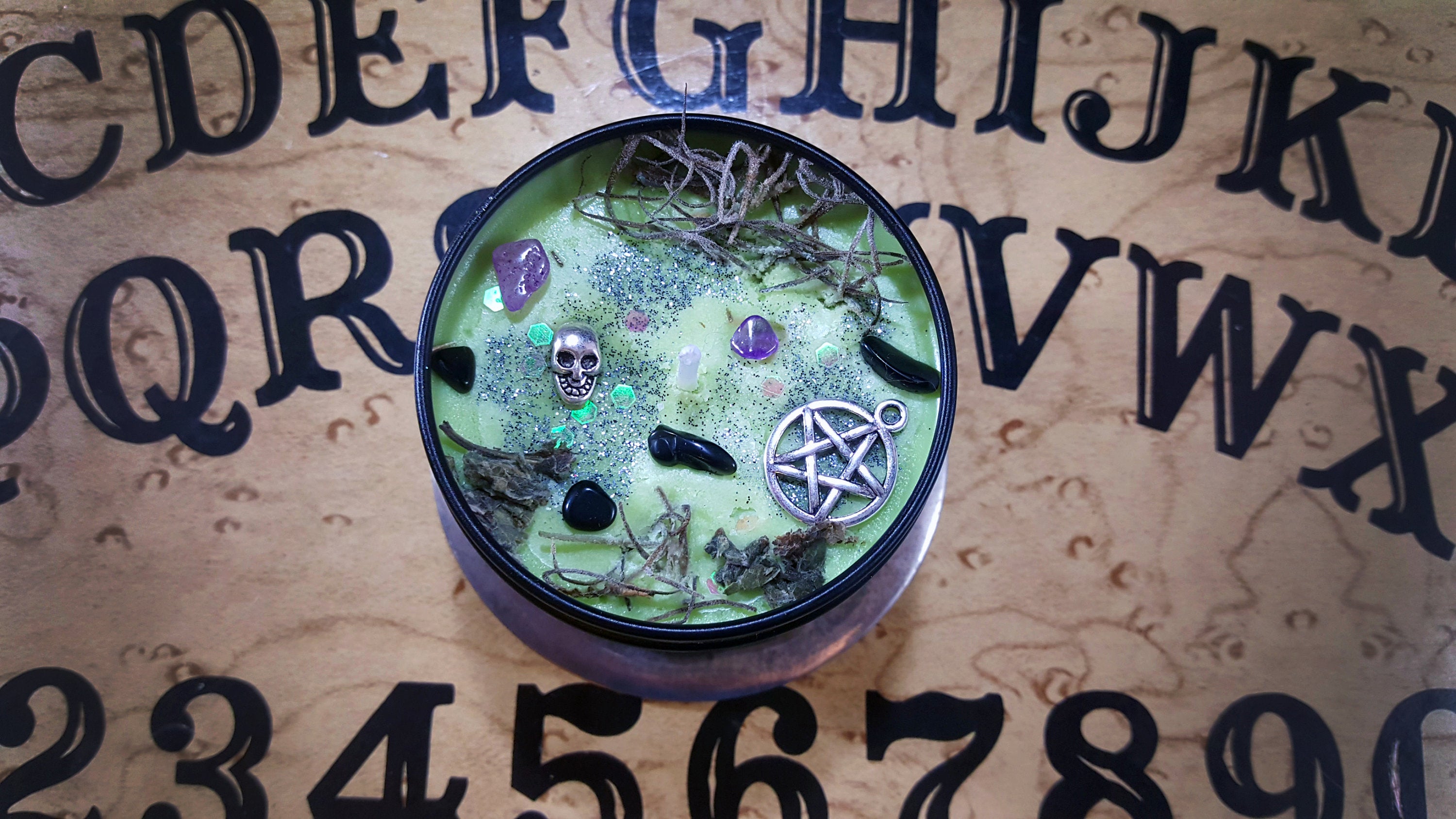 WITCHES BREW Candle